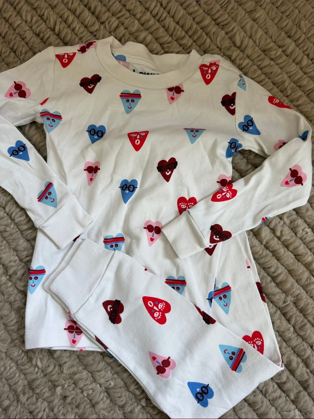 Lewit White Kids Heart-Face Pajama Set in Red, Blue and Pink